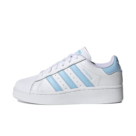 adidas presenteert de nieuwe Superstar XLG 